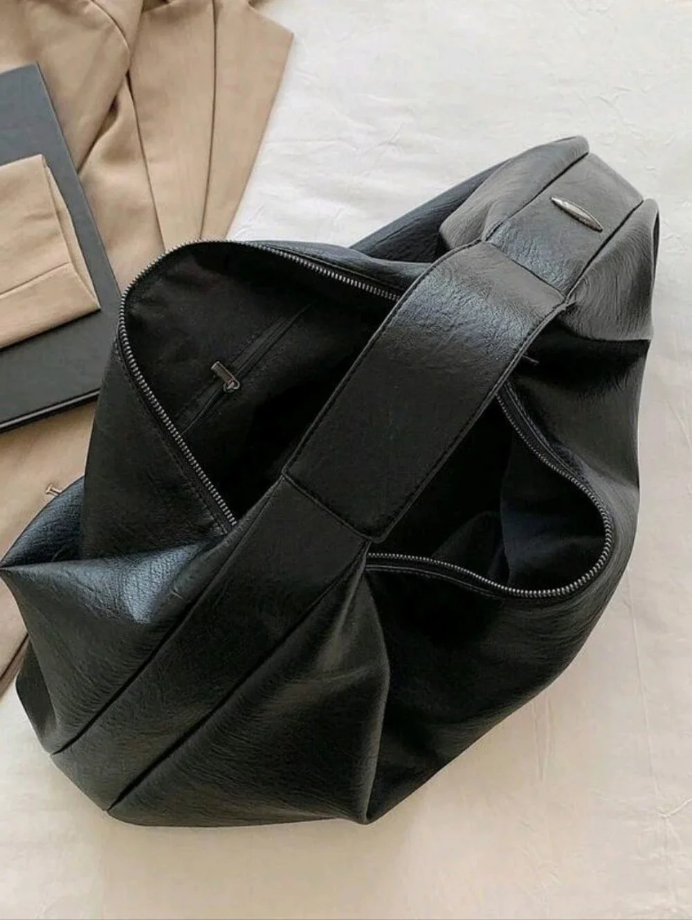 Classic Black Leather Hobo Bag - Sleek Everyday Shoulder Tote